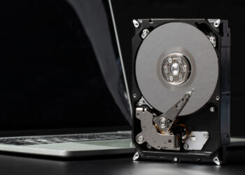 What happens if I delete the recovery partition in Windows 11-10